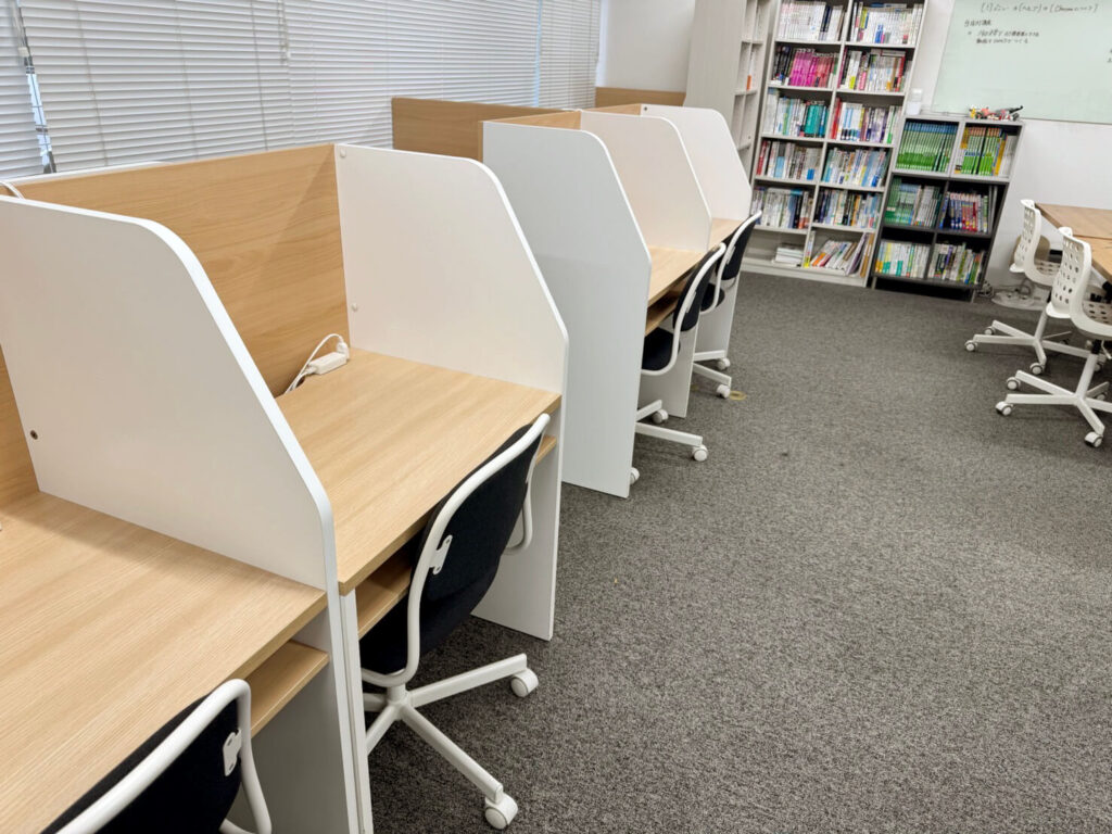 シャイニー錦糸町のPC作業エリア